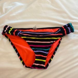 VS BIKINI BOTTOM SIZE M